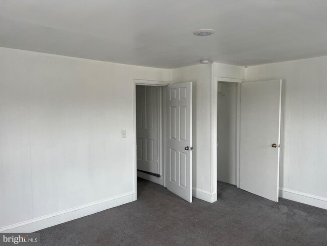 Building Photo - 3552 Lincoln Hwy