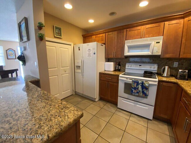 Photo - 404 Taylor Ave