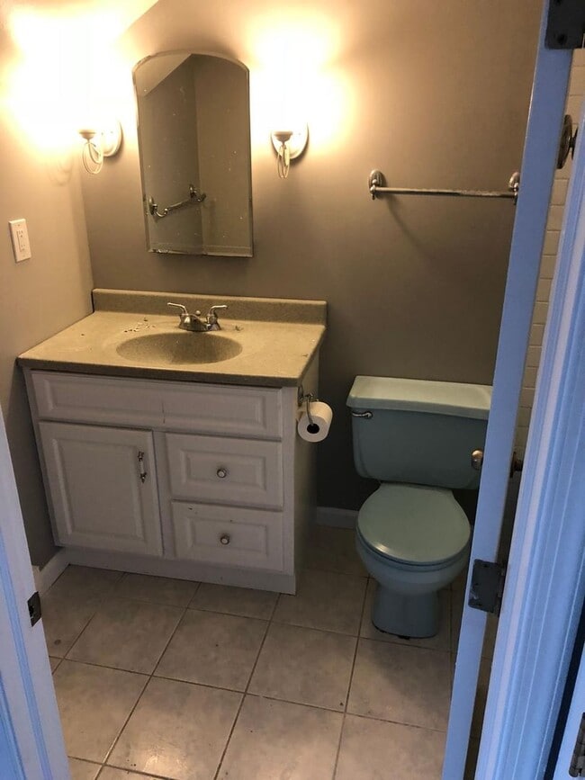 Photo - 3 bedroom 2 bath Home in Alburtis Unit 2nd FL BLACK 83