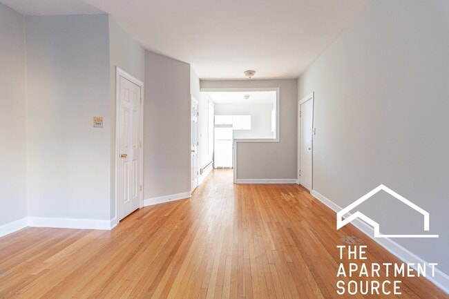 Photo - 723.5 W Barry Ave Unit A1