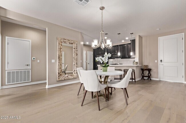 Photo - 2511 W Queen Creek Rd Unidad 146 Rental