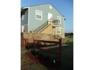 Photo - Camellia Commons