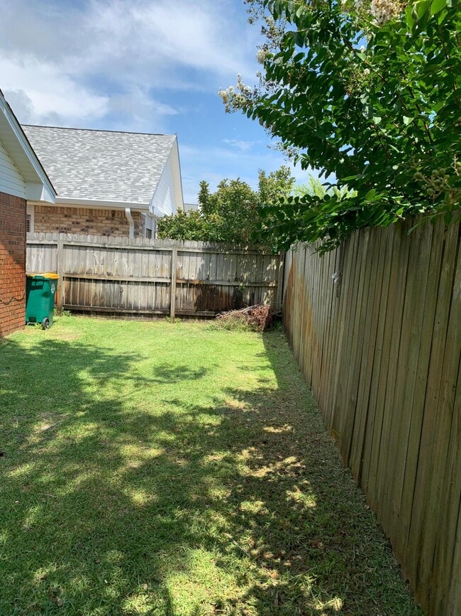 Photo - 4650 Windstarr Dr