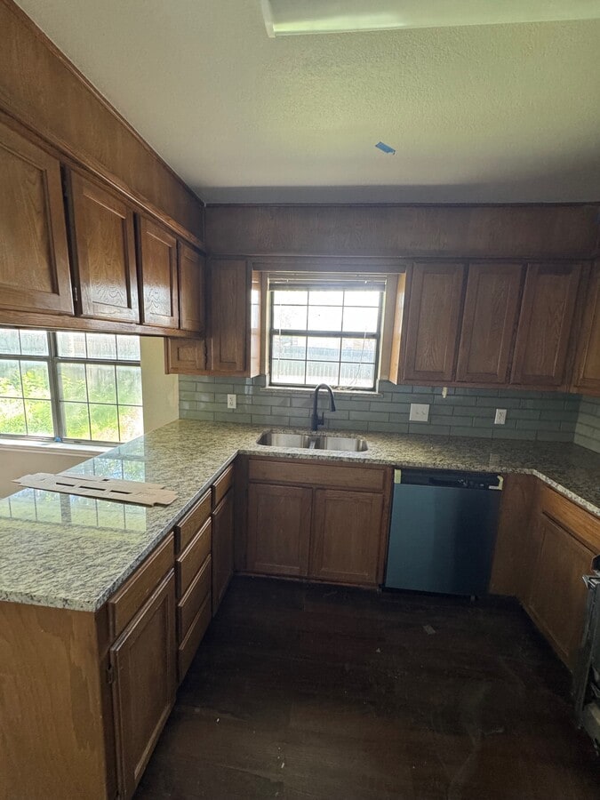 Photo - 1211 Hyde Park Blvd