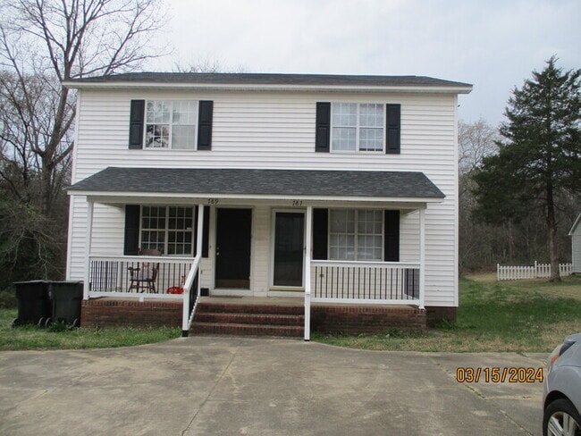 Building Photo - 787 Treasure Dr SW Rental