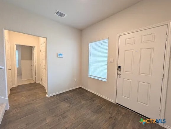 Photo - 1696 James St