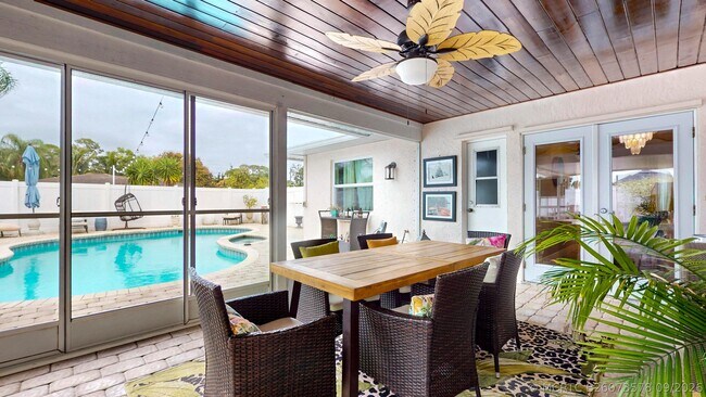 601 SE Karrigan Terrace