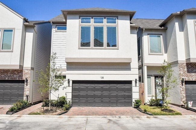 Building Photo - 135 Knightsbridge Park Ln