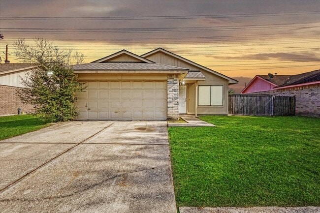 Building Photo - 14818 Gladewick Dr