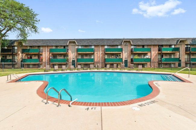 Photo - 23700 W Warren Ave Unit 7381