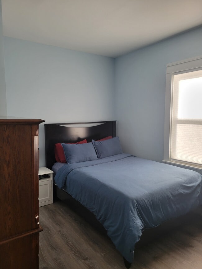 Photo - 1228 E Seeley St