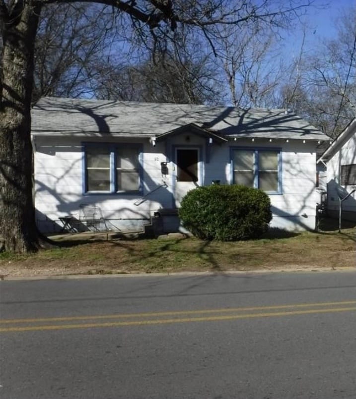 Photo - 204 Alcorn St