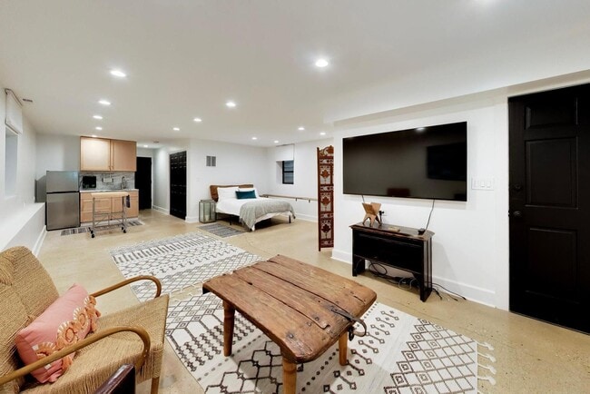 Photo - 1840 N Bissell St Unit G