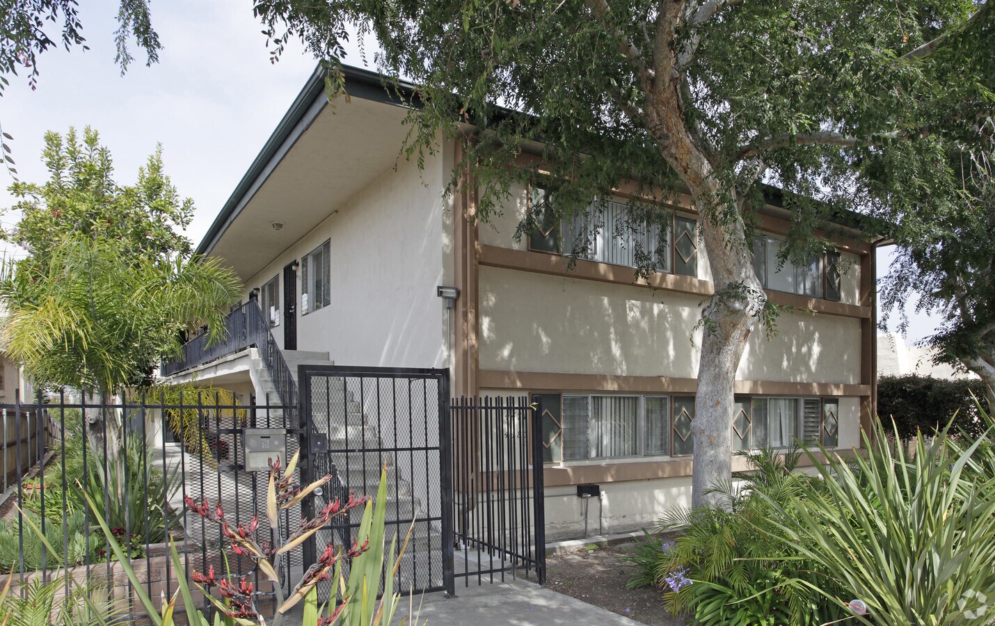 Photo - 4474-4480 Hamilton St