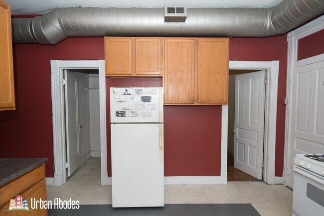 Photo - 1058 N Rockwell St Unit M07R