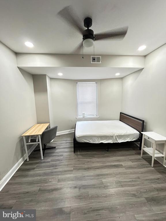 Photo - 2417 N 54th St