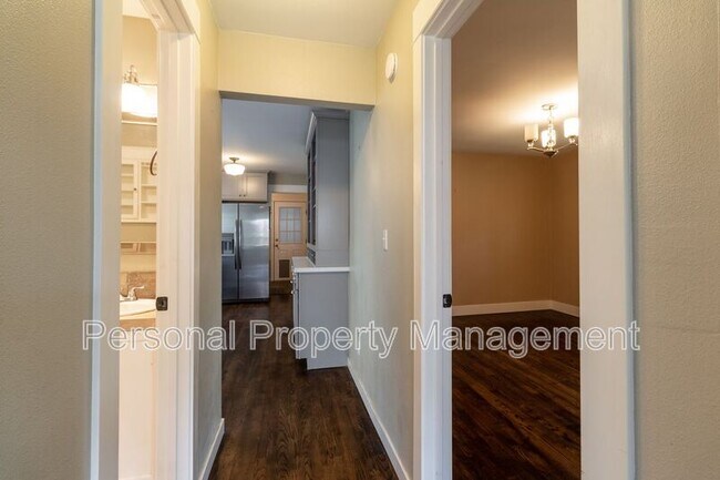 Photo - 11302 NE 4th St
