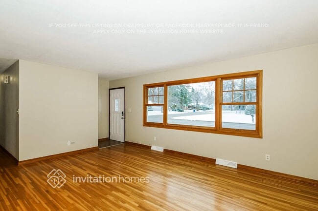 2273 Sierra Dr