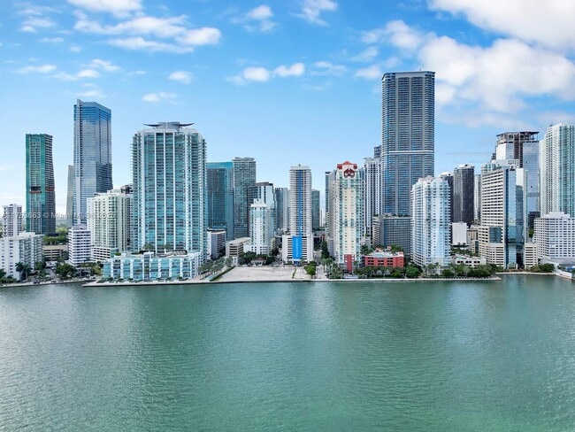 Photo - 1200 Brickell Bay Dr Unit 4019