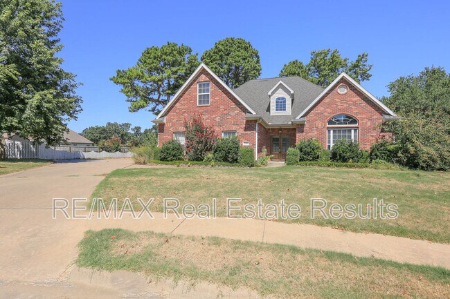 5300 S 44th Pl