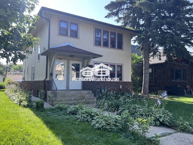 Photo - 3219 E 34th St House