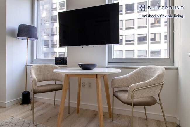 Photo - 70 W 45th St Unit FL31-ID1380