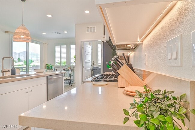 Photo - 11290 Hidden Peak Ave Unit 208