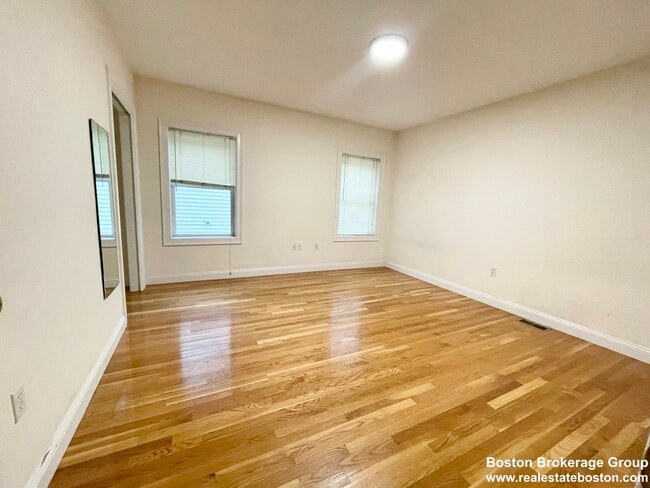 Photo - 128 Hillside St Unit 2