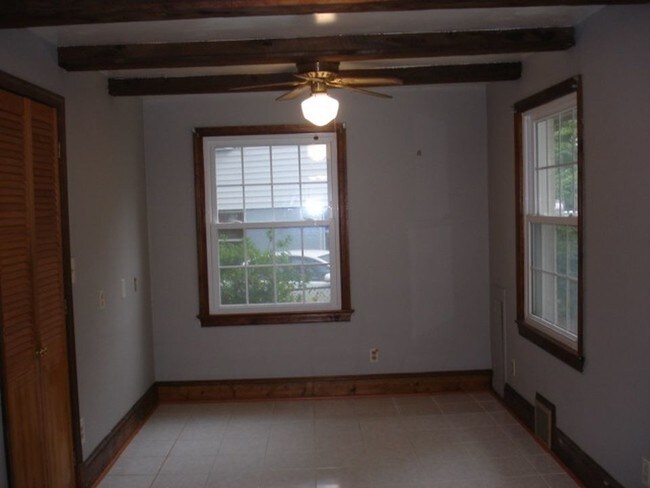 Photo - 1201 Edmonston Dr