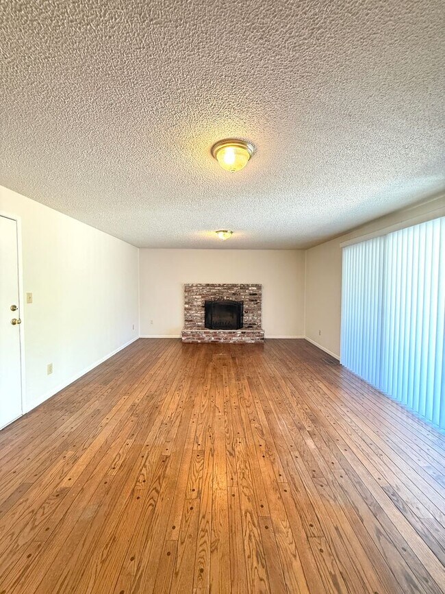 Photo - Roomy 3 Bed, 2 Bath Home in Northeast Medford