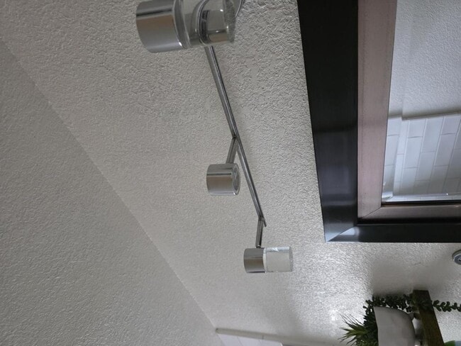 Building Photo - 3591 Quail Lakes Dr