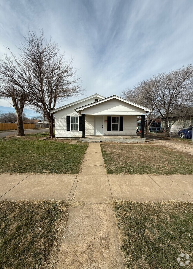 Building Photo - 3410 S Taylor St Rental