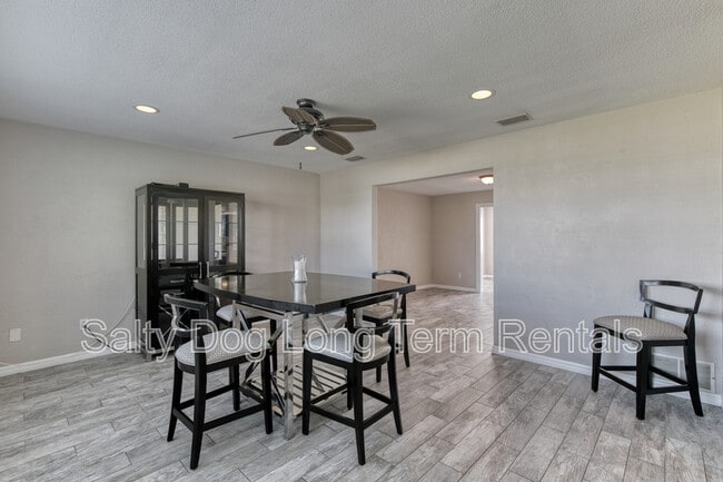 Photo - 130 Lindley Rd
