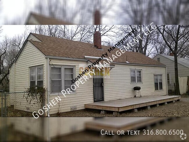 Building Photo - Home with Large Bedroom & includes Washer ...