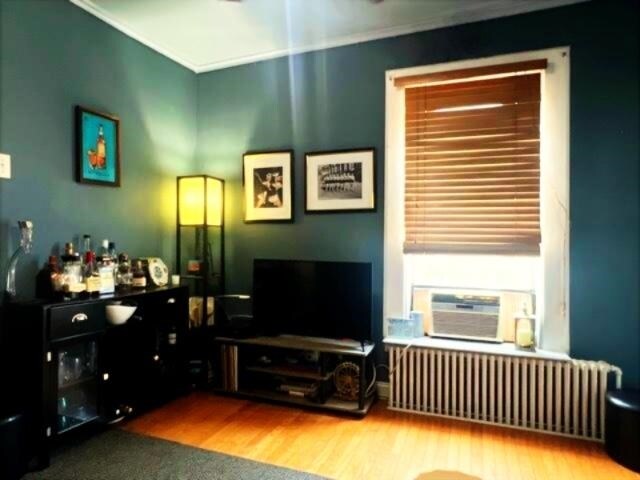 Photo - 584 Gregory Ave