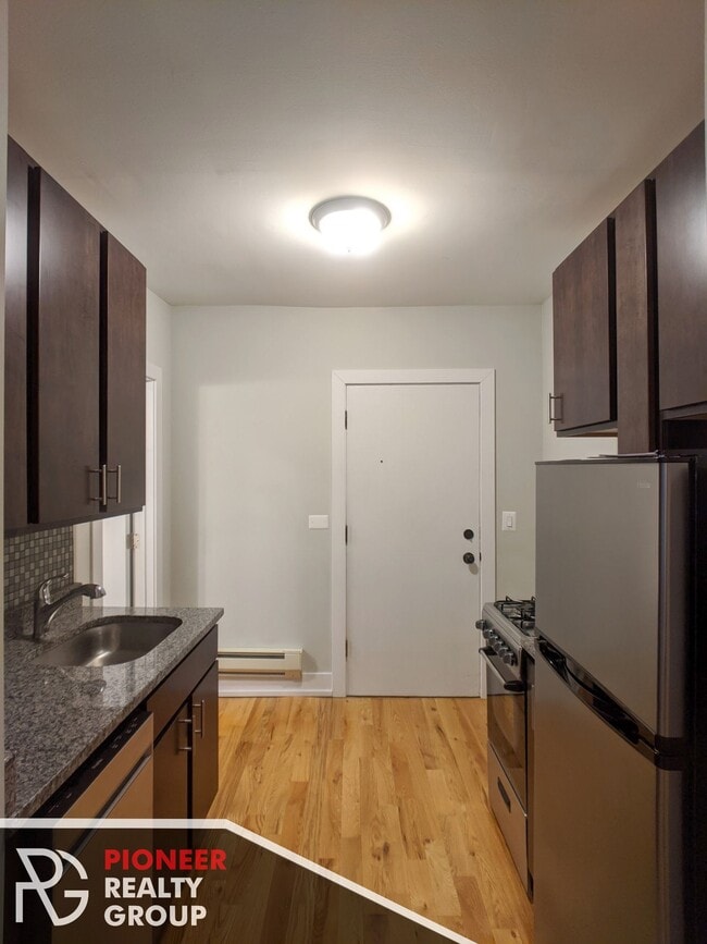 Photo - 813 W Cornelia Ave Unidad 821A-213