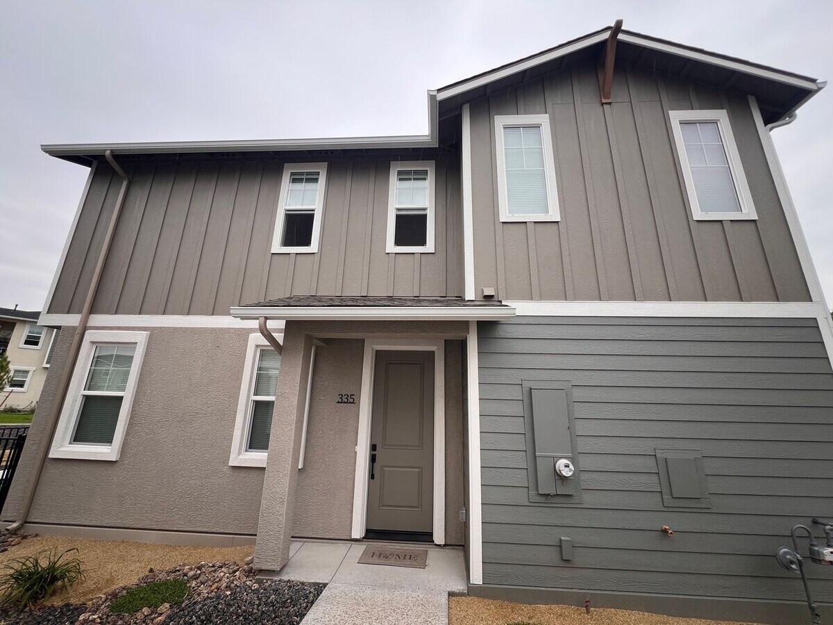 Photo - 335 Cattail Cir