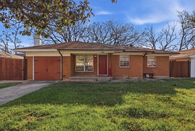 Building Photo - 106 N 9th St