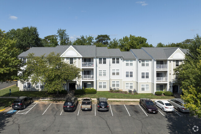 Building Photo - Acclaim at Sterling Rental