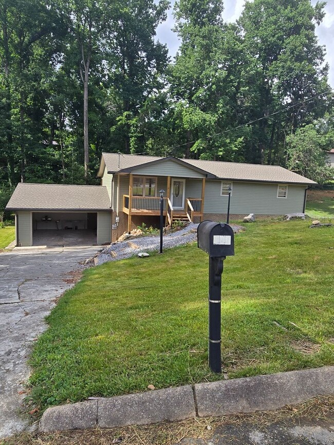 Building Photo - 108 Potomac Cir