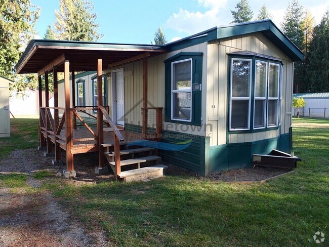 Building Photo - Beautiful 2 Bed 1 Bath Mobile Home in Sagle!