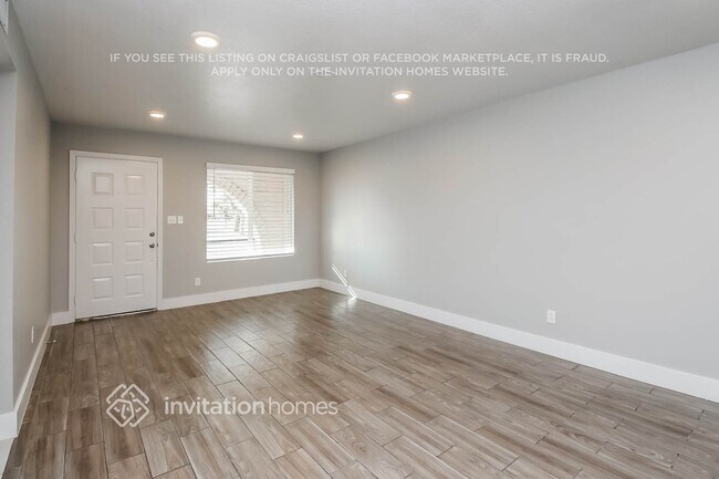 Photo - 2320 E Holmes Ave