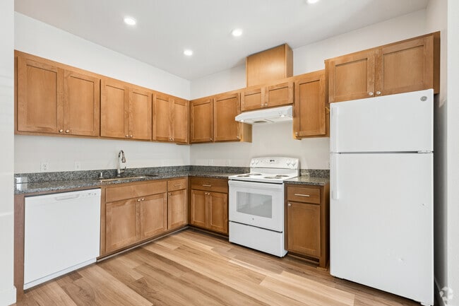 1BR, 1BA - 597SF - Kitchen