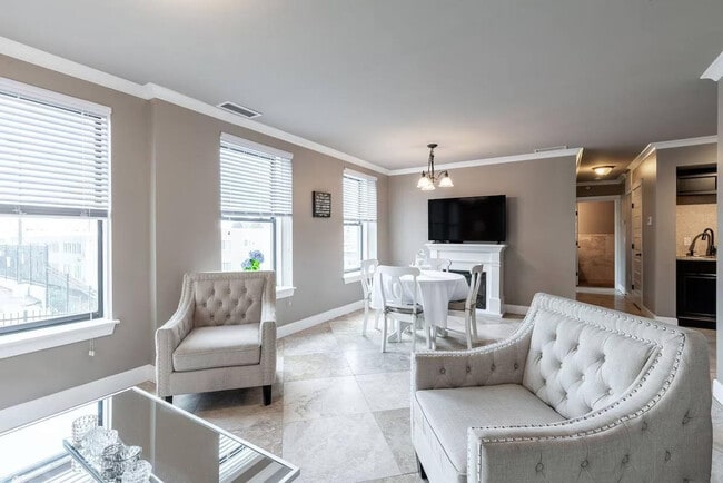 Photo - 510 Tacoma Ave S Unit ID1296619P