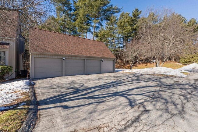 Photo - 2 Rockingham Ct