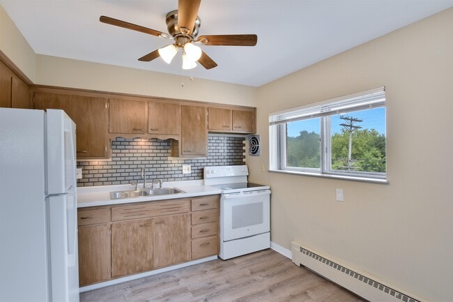 Photo - 5317 Old Middleton Rd Unidad A