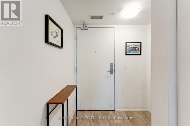 Photo - 408 Browns Line Unit 312