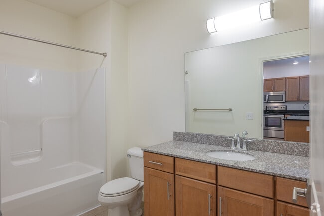 2BR, 2BA - 1,100SF - Second Bathroom