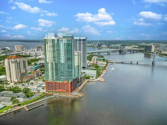 Building Photo - 1431 Riverplace Blvd Unit 2304