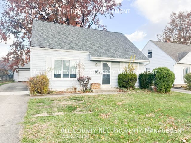 Building Photo - 27081 Farringdon Ave